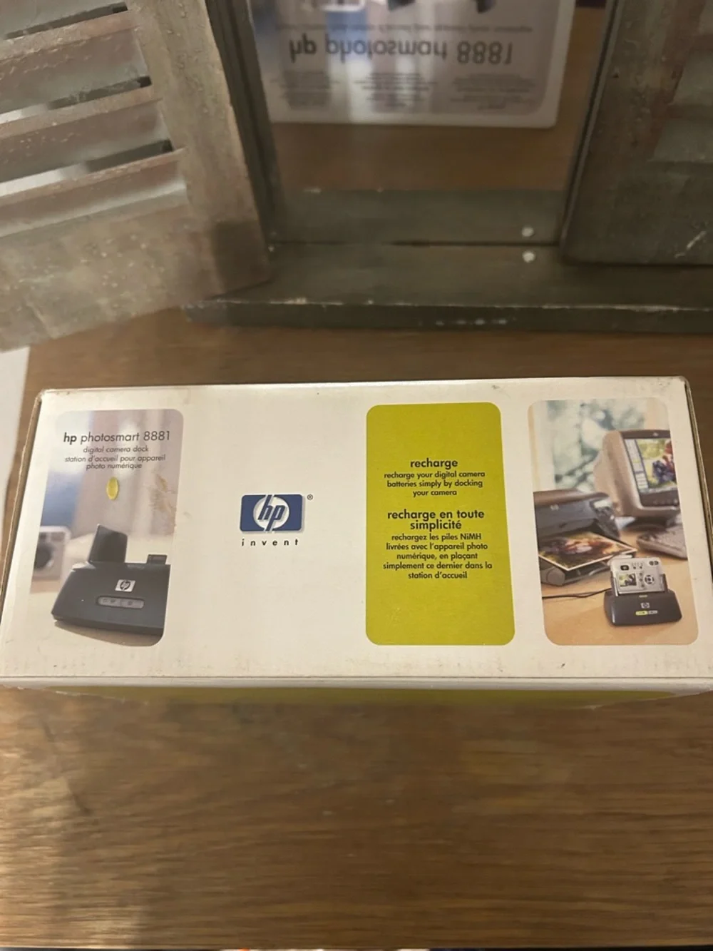 HP Photosmart 8881 Black Charging & Data Dock